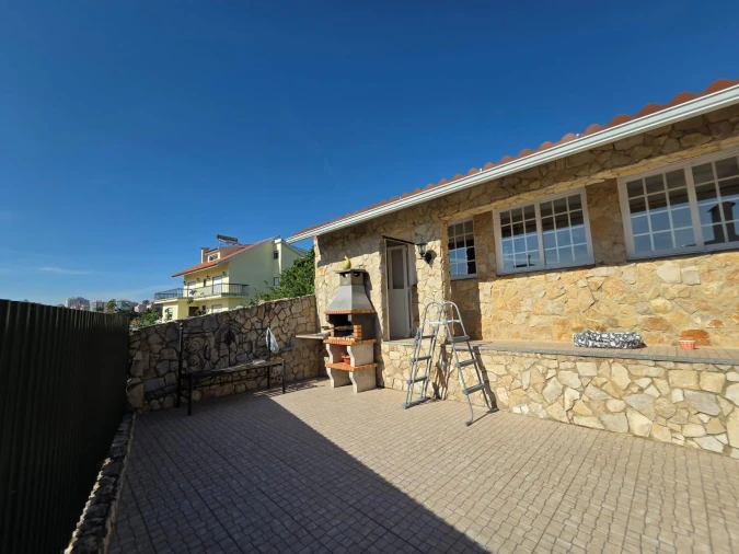 Moradia T3 para Venda em Rio de Mouro Foto 7