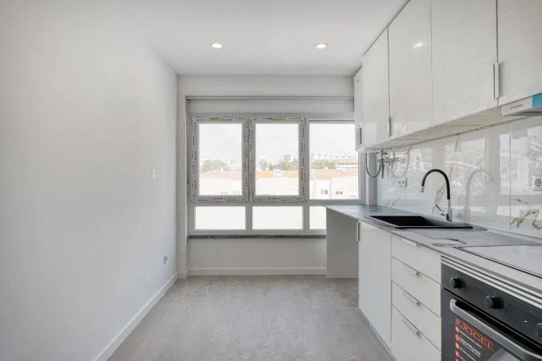 Apartamento T3 para Venda em Barreiro e Lavradio Foto 3