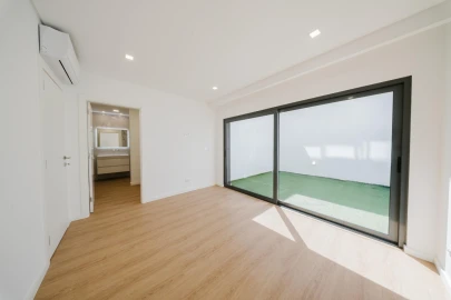 Moradia T5 para Venda em Loures