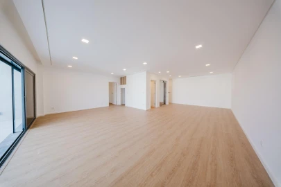 Moradia T5 para Venda em Loures