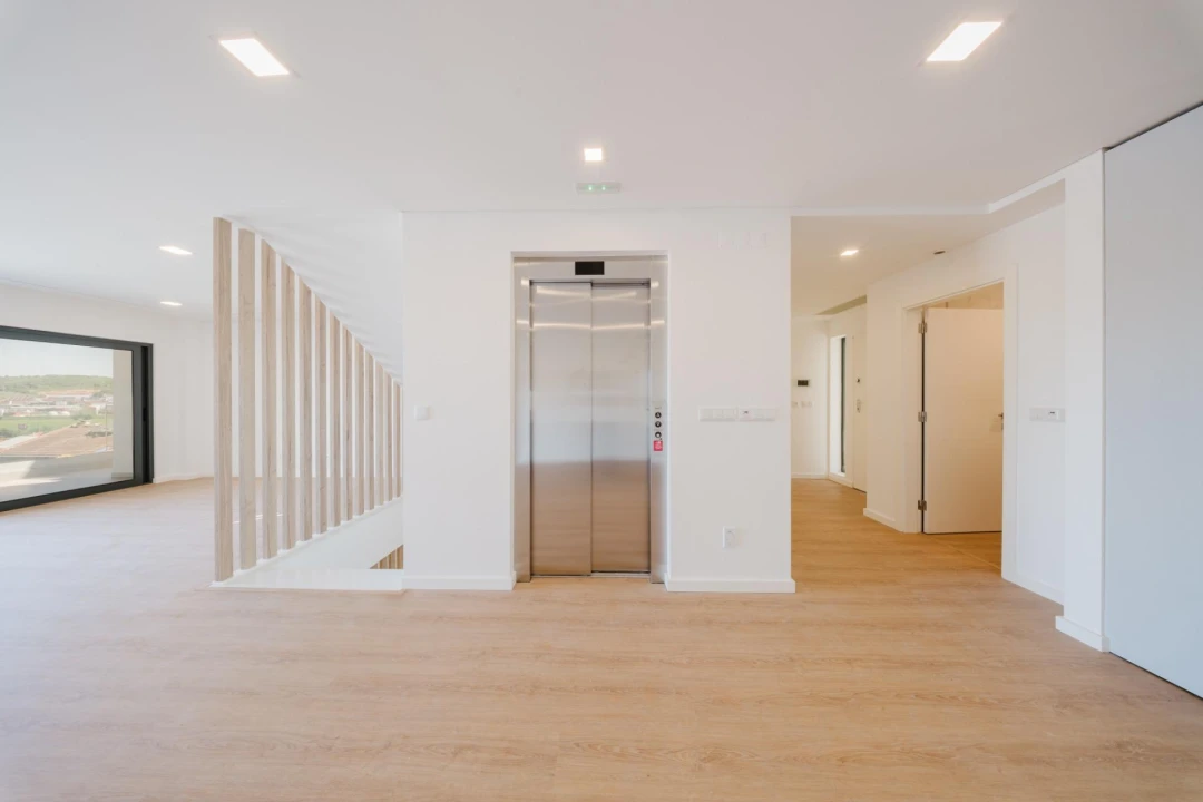 Moradia T5 para Venda em Loures Foto 27