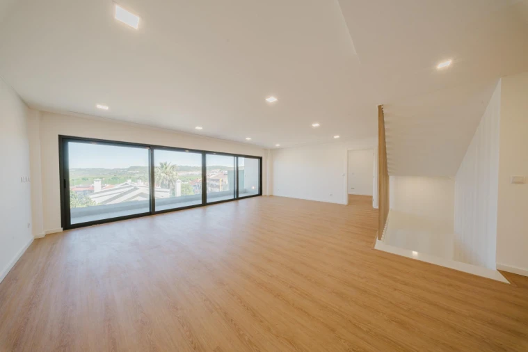 Moradia T5 para Venda em Loures Foto 37