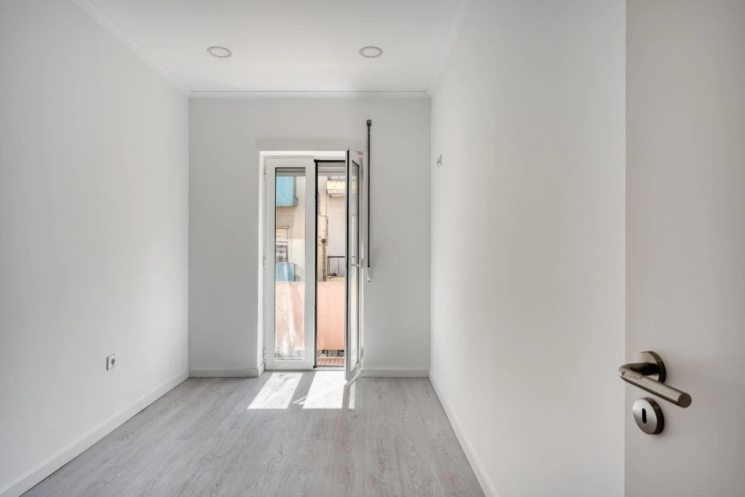 Apartamento T2 para Venda em Barreiro e Lavradio Foto 3