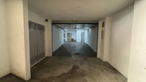 Armazém para Venda em Braga (Maximinos, Sé e Cividade)