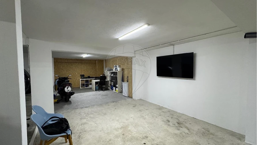 Armazém para Venda em Braga (Maximinos, Sé e Cividade) Foto 10