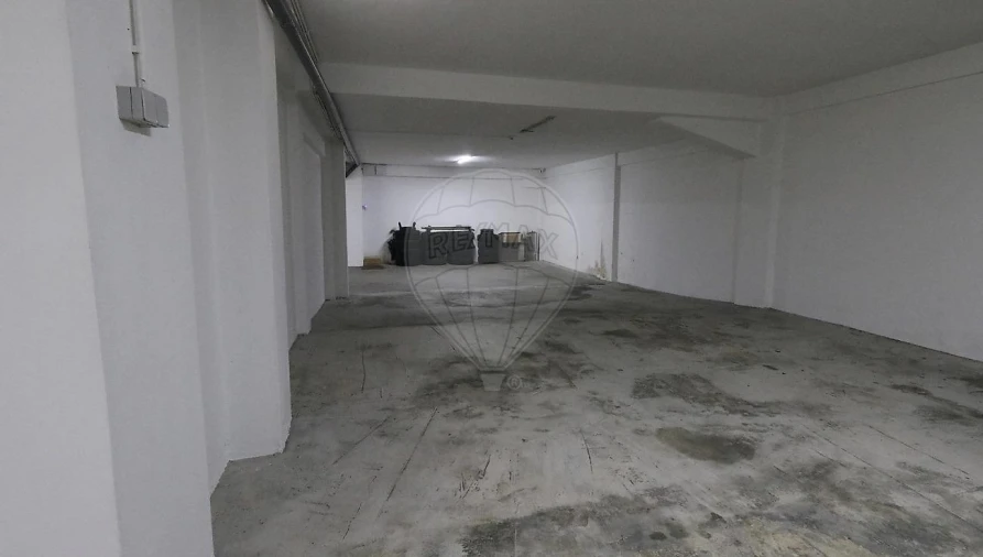 Armazém para Venda em Braga (Maximinos, Sé e Cividade) Foto 16