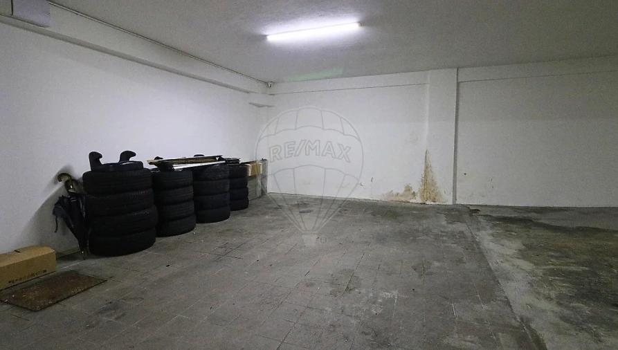 Armazém para Venda em Braga (Maximinos, Sé e Cividade) Foto 17