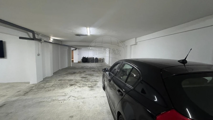 Armazém para Venda em Braga (Maximinos, Sé e Cividade) Foto 20