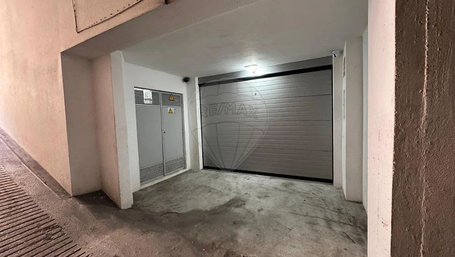 Armazém para Venda em Braga (Maximinos, Sé e Cividade) Foto 5