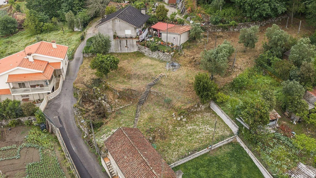 Moradia T3 para Venda em Taide Foto 12