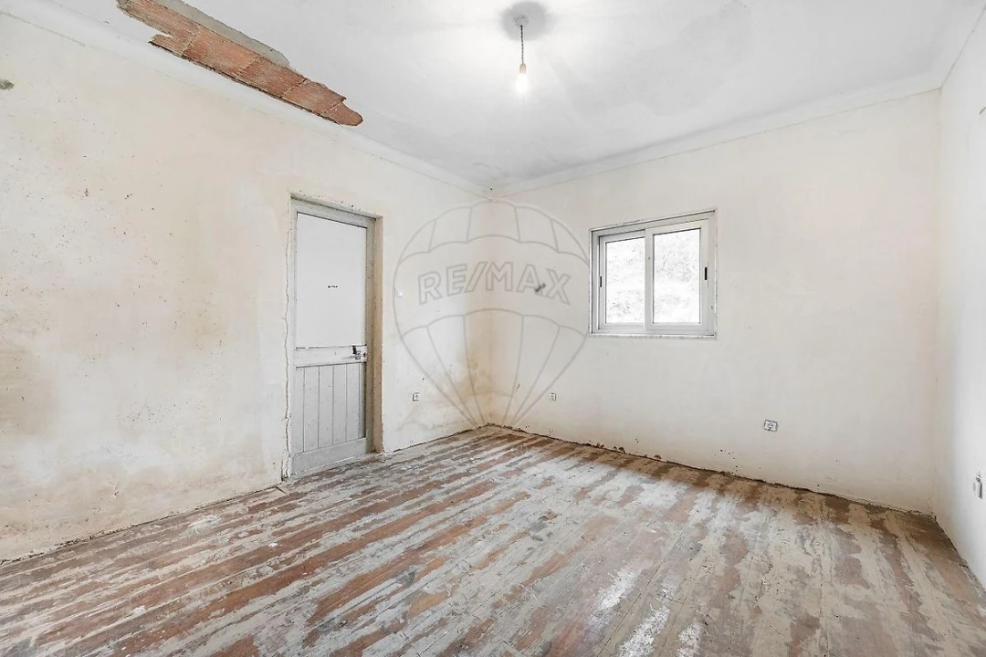 Moradia T3 para Venda em Taide Foto 18