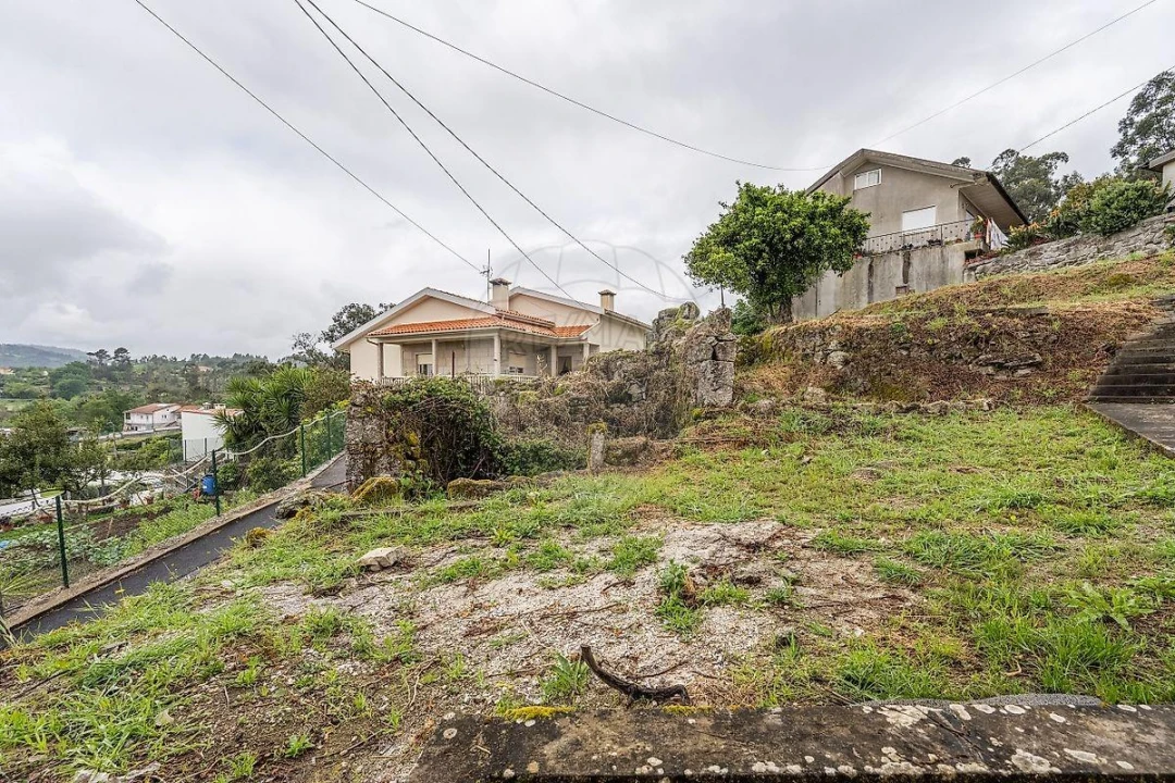 Moradia T3 para Venda em Taide Foto 24