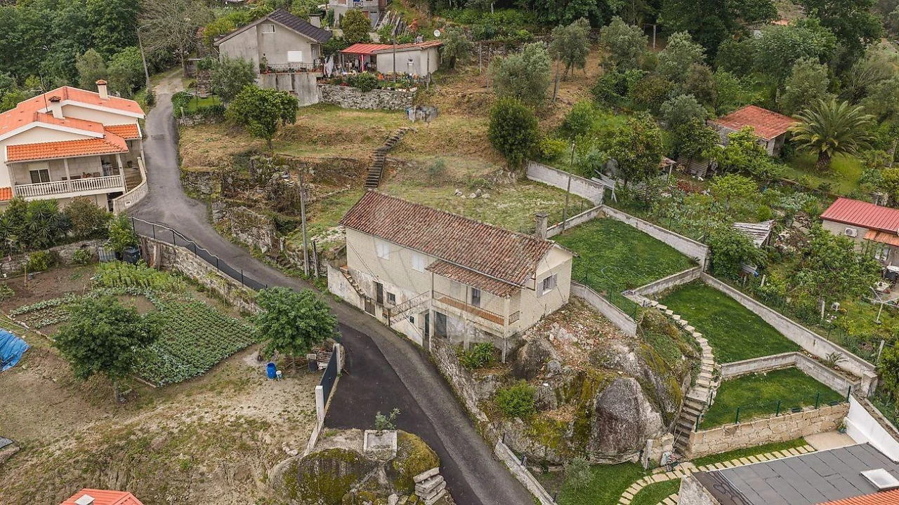 Moradia T3 para Venda em Taide Foto 5