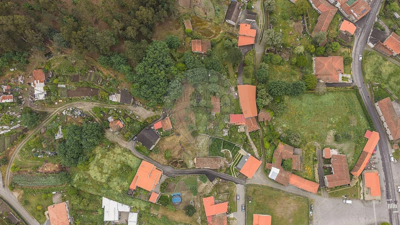 Moradia T3 para Venda em Taide Foto 9