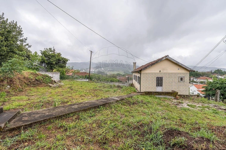 Moradia T3 para Venda em Taide Foto 26