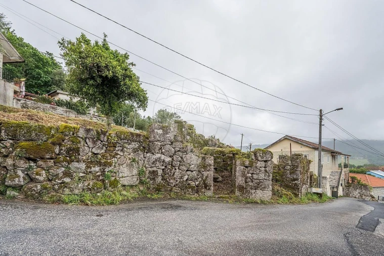 Moradia T3 para Venda em Taide Foto 29