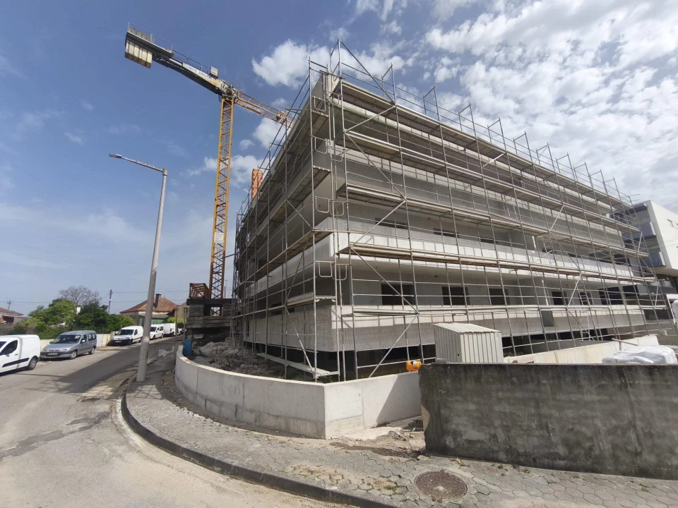 Apartamento T3 para Venda em Loureiro Foto 2