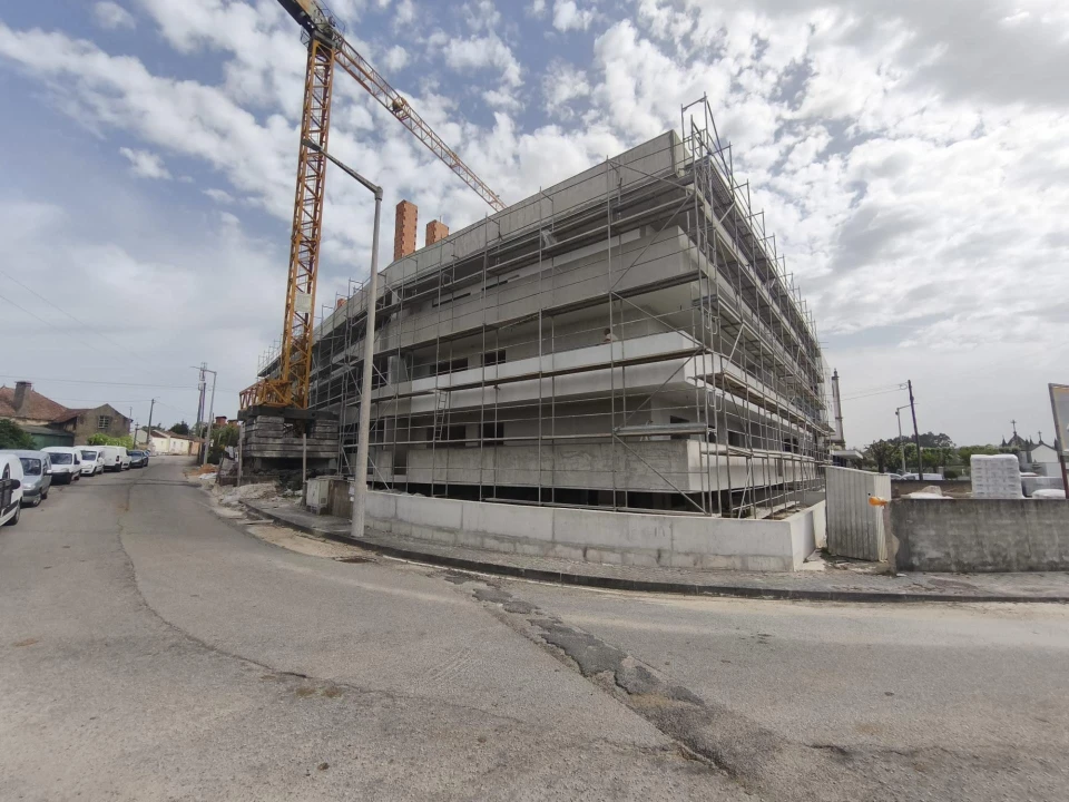 Apartamento T3 para Venda em Loureiro Foto 4