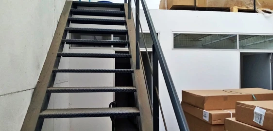 Armazém para Arrendamento em Cidade da Maia