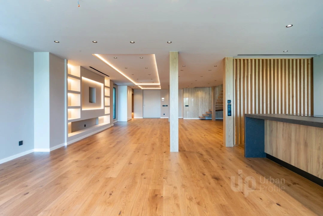 Moradia T4 para Venda em Alcabideche Foto 6