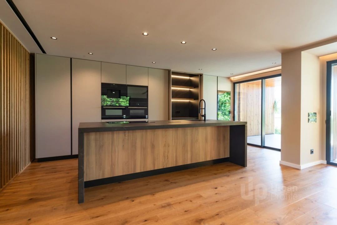 Moradia T4 para Venda em Alcabideche Foto 13