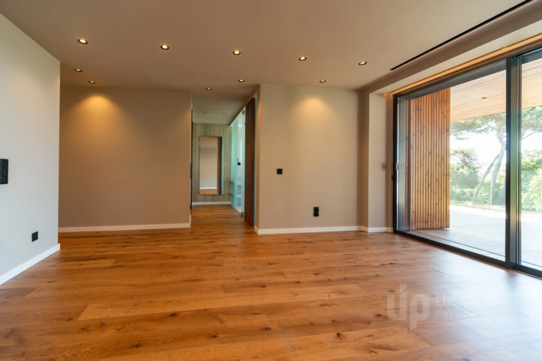 Moradia T4 para Venda em Alcabideche Foto 30