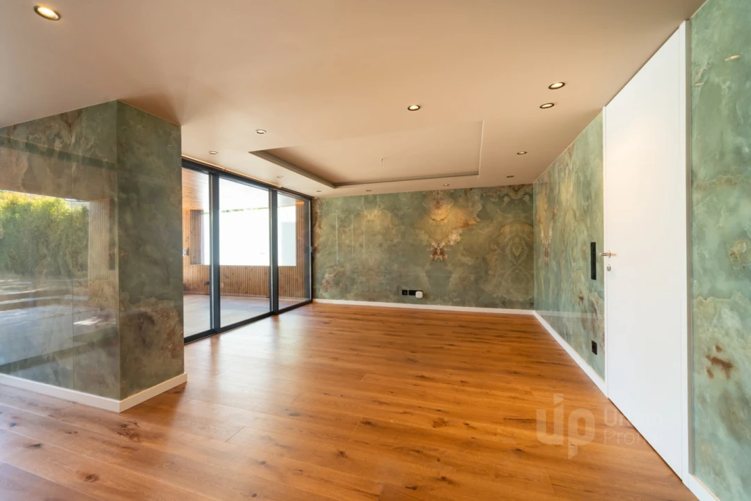 Moradia T4 para Venda em Alcabideche Foto 36