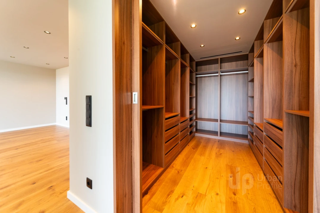 Moradia T4 para Venda em Alcabideche Foto 38