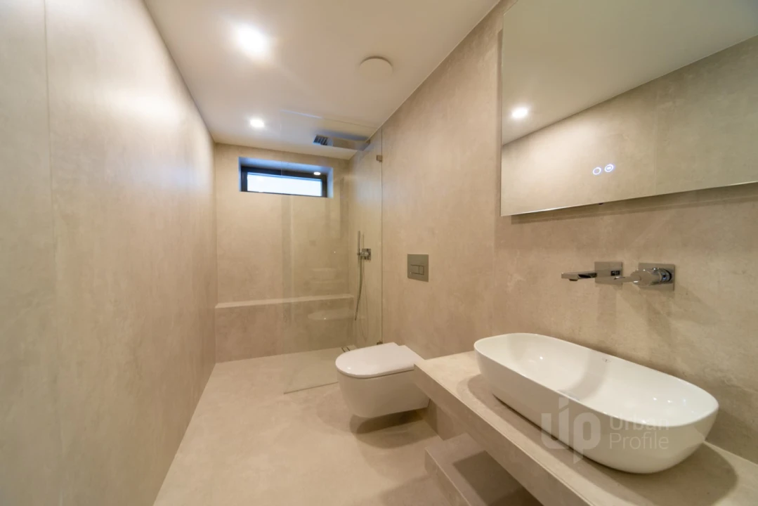 Moradia T4 para Venda em Alcabideche Foto 40