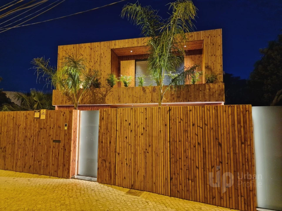 Moradia T4 para Venda em Alcabideche Foto 68