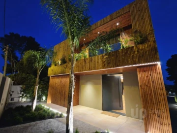 Moradia T4 para Venda em Alcabideche