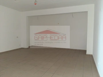 Loja para Venda em Alpiarça