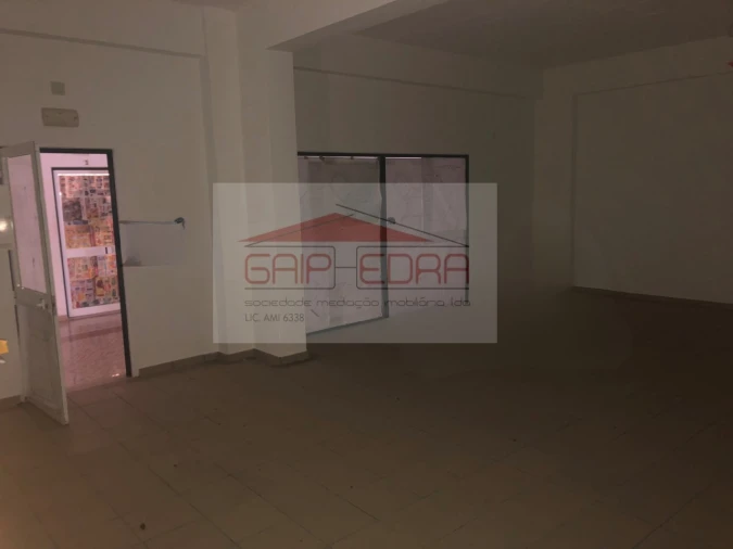 Loja para Venda em Alpiarça Foto 6