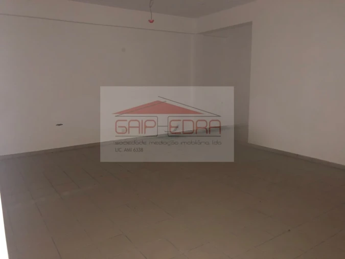 Loja para Venda em Alpiarça Foto 7