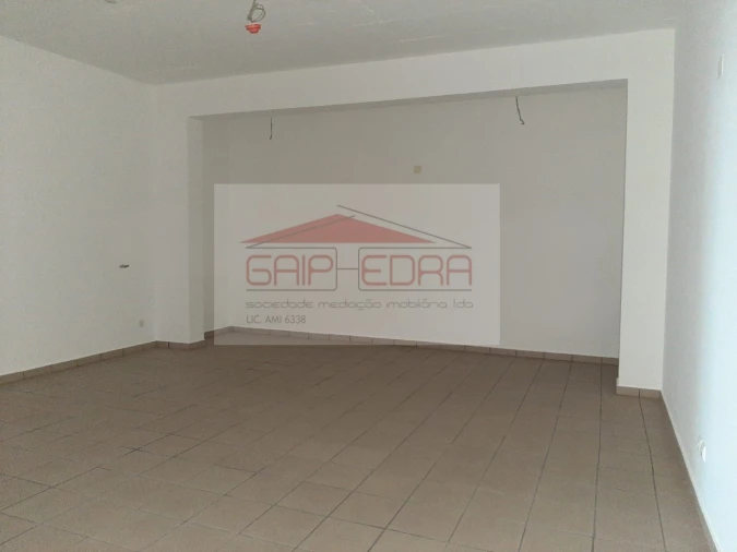 Loja para Venda em Alpiarça Foto 10