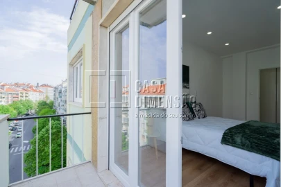 Apartamento T3 para Venda em Benfica