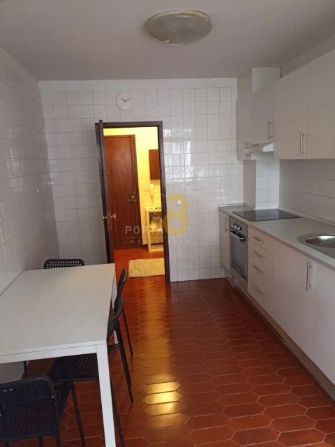 Apartamento T1 para Arrendamento em Paranhos