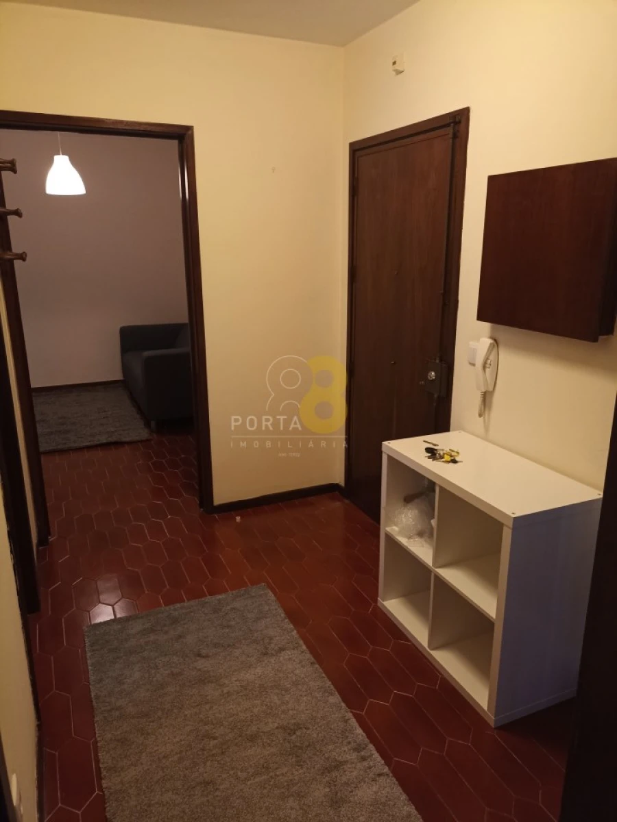 Apartamento T1 para Arrendamento em Paranhos