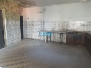 Moradia T3 para Venda em Santo Antonio