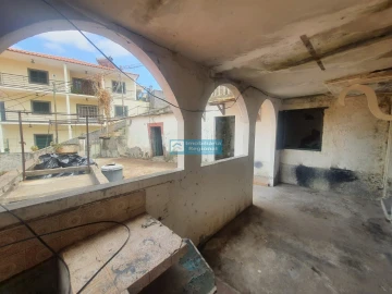 Moradia T3 para Venda em Santo Antonio