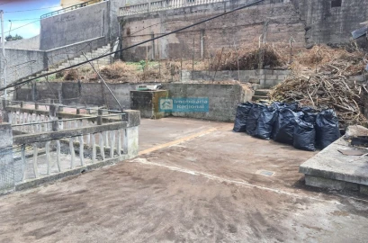 Moradia T3 para Venda em Santo Antonio