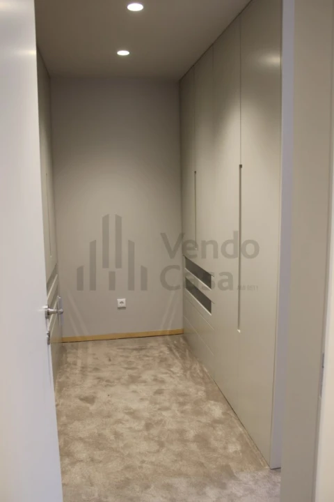 Apartamento T3 para Arrendamento em São Vitor (Braga)