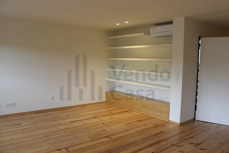 Apartamento T3 para Arrendamento em São Vitor (Braga) Foto 25