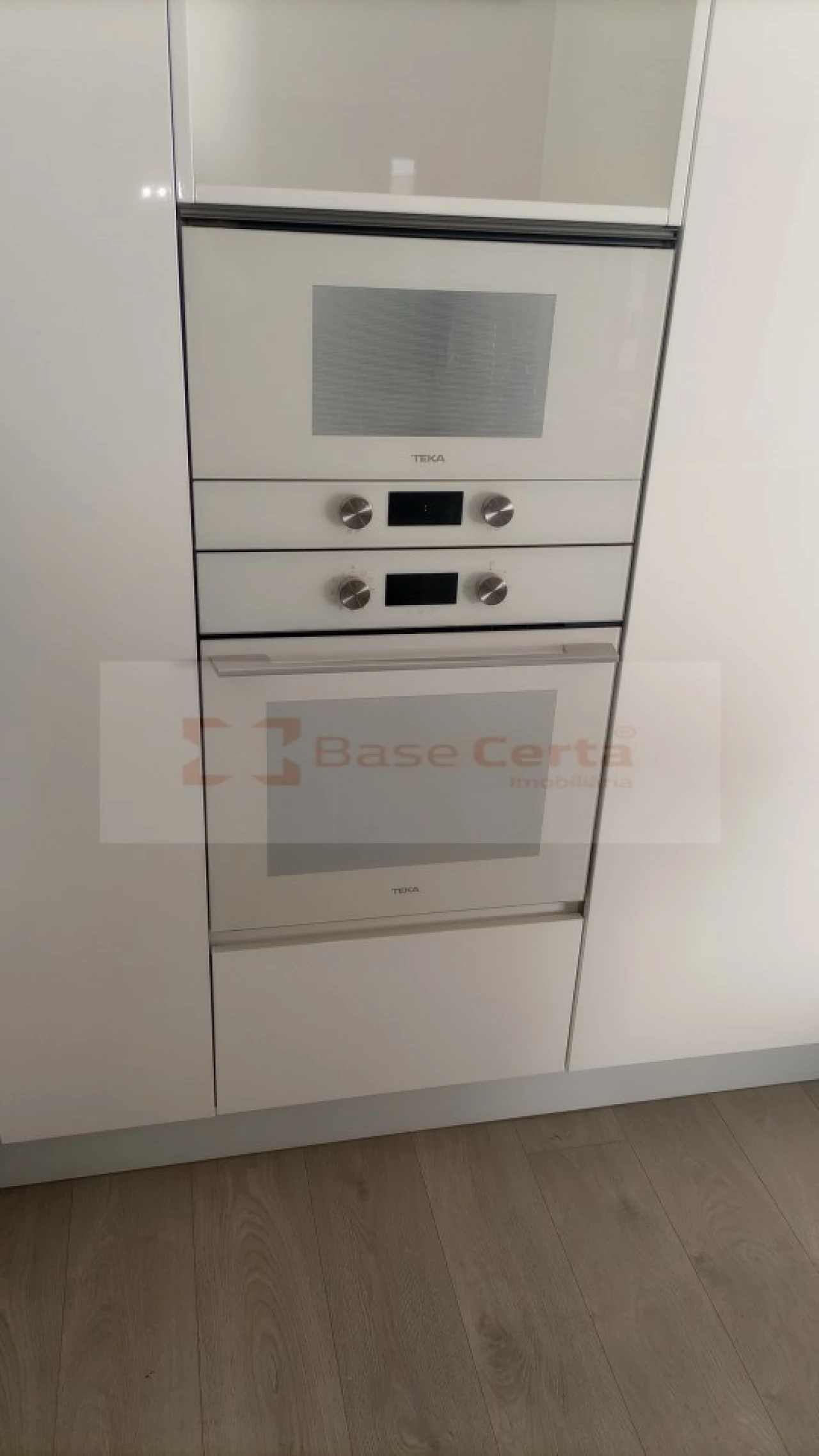 Moradia T4 para Venda em Pontinha e Famões Foto 7