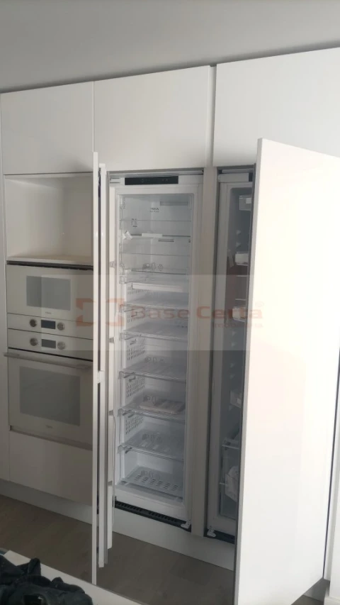 Moradia T4 para Venda em Pontinha e Famões