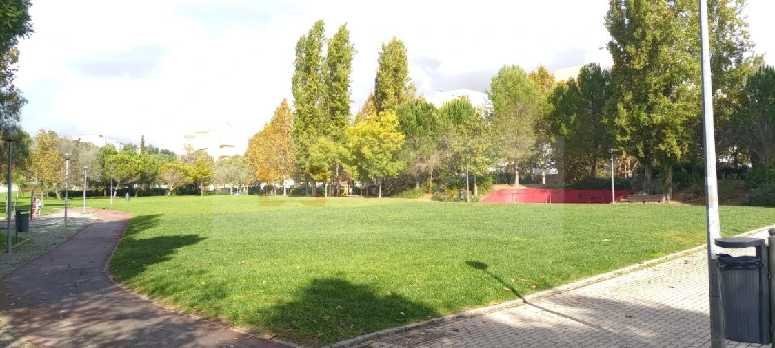 Apartamento T2 para Venda em Vialonga Foto 5