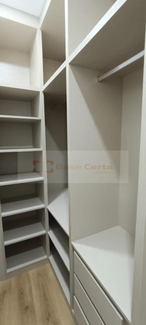Apartamento T3 para Venda em Penha de França