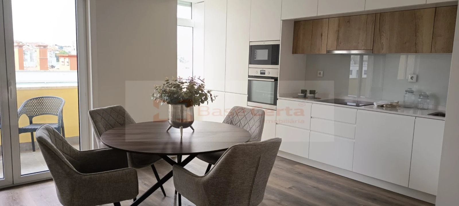 Apartamento T3 para Venda em Benfica Foto 1