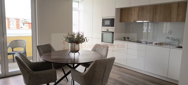 Apartamento T3 para Venda em Benfica