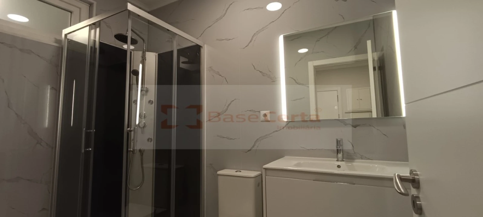 Apartamento T2 para Venda em Oeiras e São Julião da Barra, Paço de Arcos e Caxias Foto 5